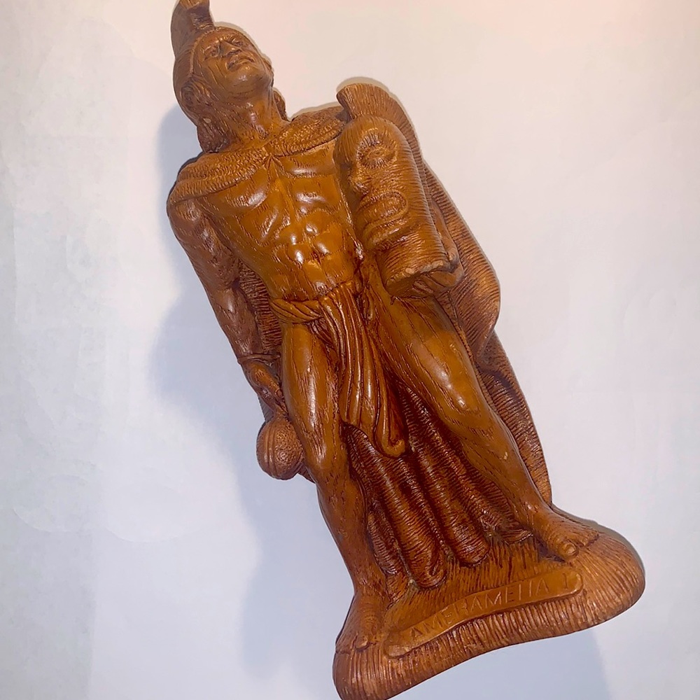 Vintage Coco Joe's Hapa-Wood Statue King Kamehameha 8.5”